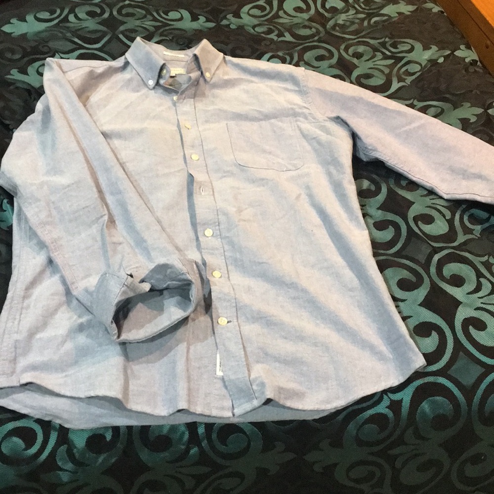 Medium Frank & Oak Button Down